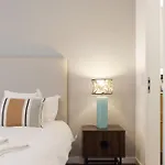 Deco Gem In Center *